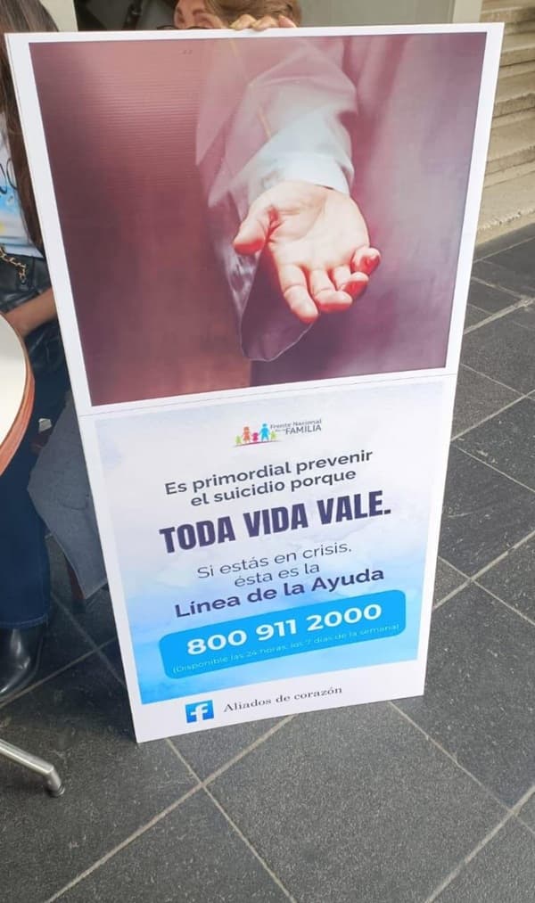 Vida Jóvenes católicos de Xalapa invitan a orar para prevenir el suicidio