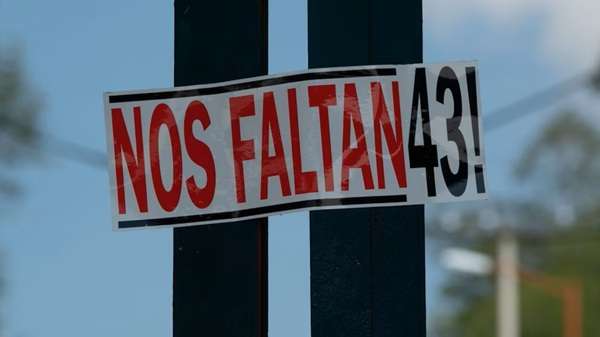 Ayotzinapa La mandataria afirmó que recientemente se han logrado avances y detenciones relevantes presentadas a las familias