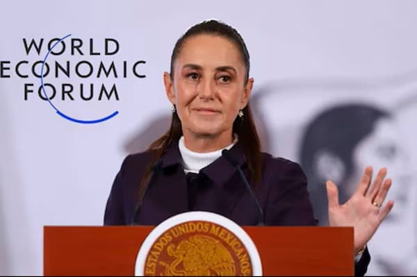 CSP Parecería que es más importante para Claudia Sheinbaum, estratégicamente hablando, recibir lisonjas en las mañaneras, acusar a Felipe Calderón y a Genaro García Luna de los males endémicos del país e irse de gira