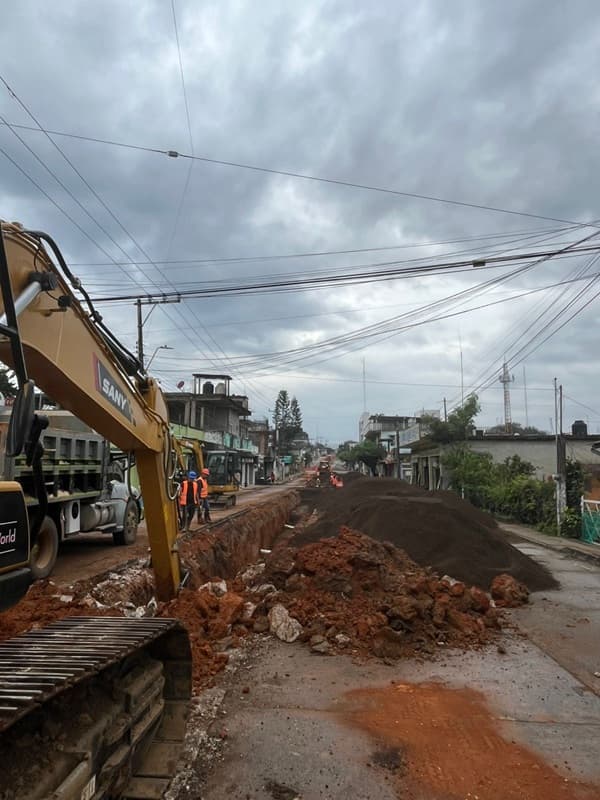 La mega obra bajo responsabilidad oficial de la Secretaría de Infraestructura y Obras Públicas (SIOP) del gobierno estatal a cargo de la ejecutiva Rocío Nahle García, está programada para entregarse en el año 2027.